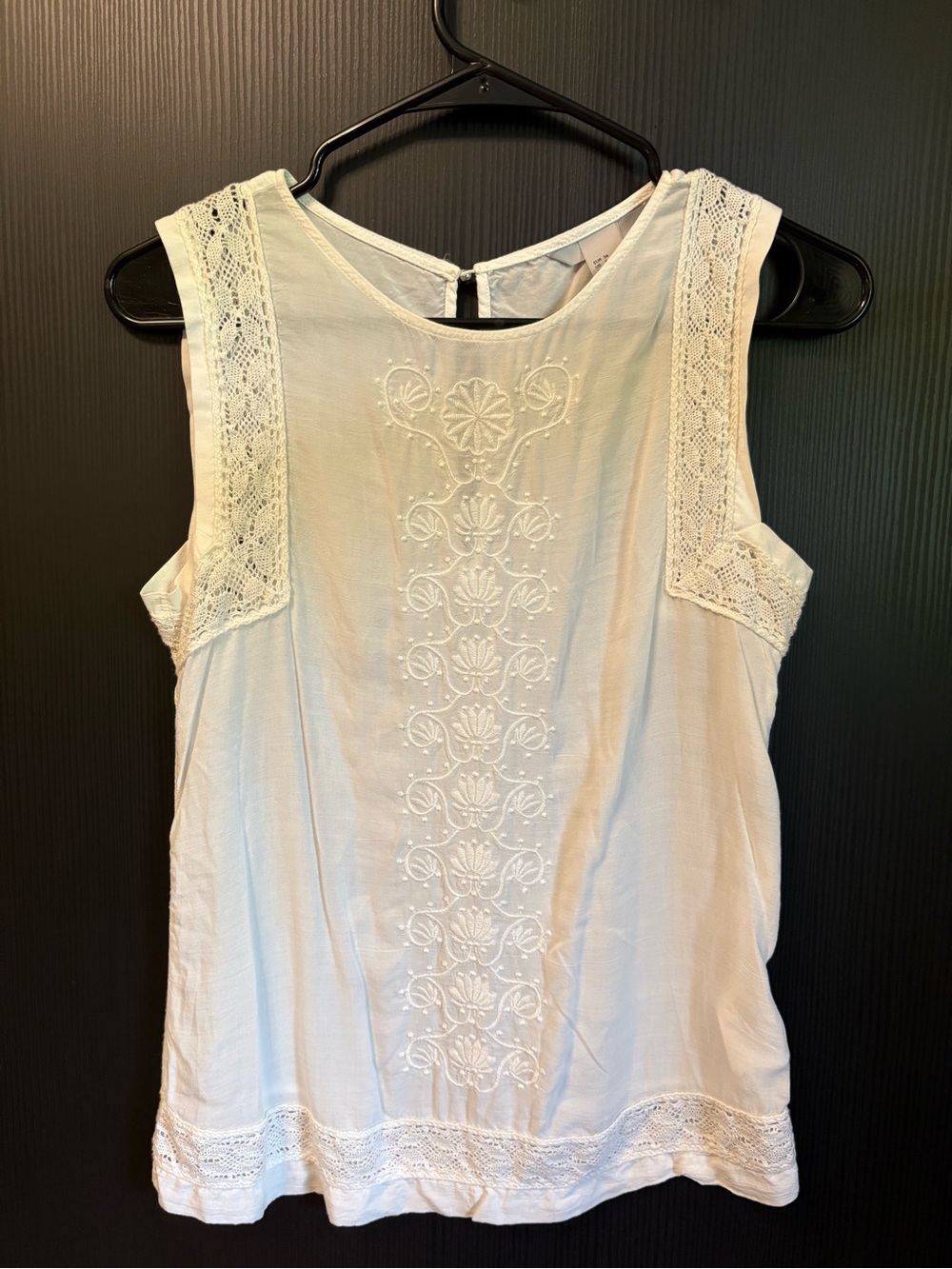 H&M White Lace-Trim Embroidered Sleeveless Camisole